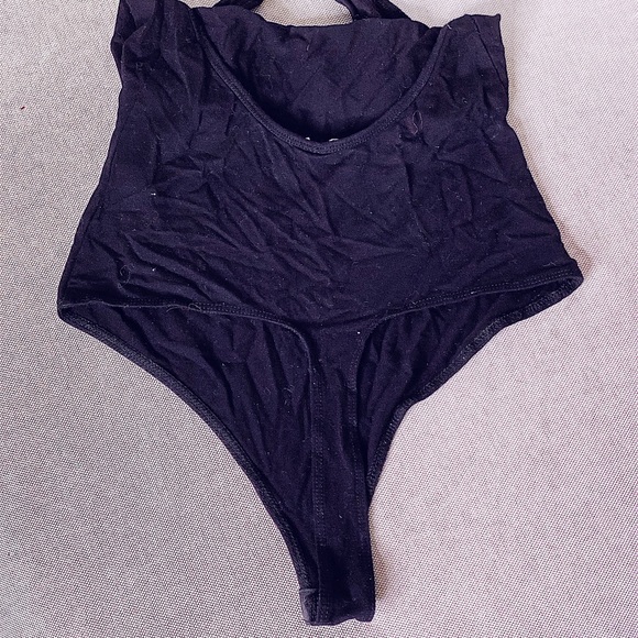 ASOS Black Halter-neck Bodysuit - Picture 4 of 5